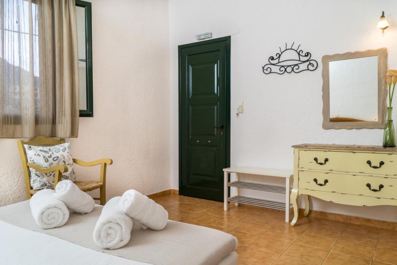 Villa Plori Makrýgialos Exterior foto