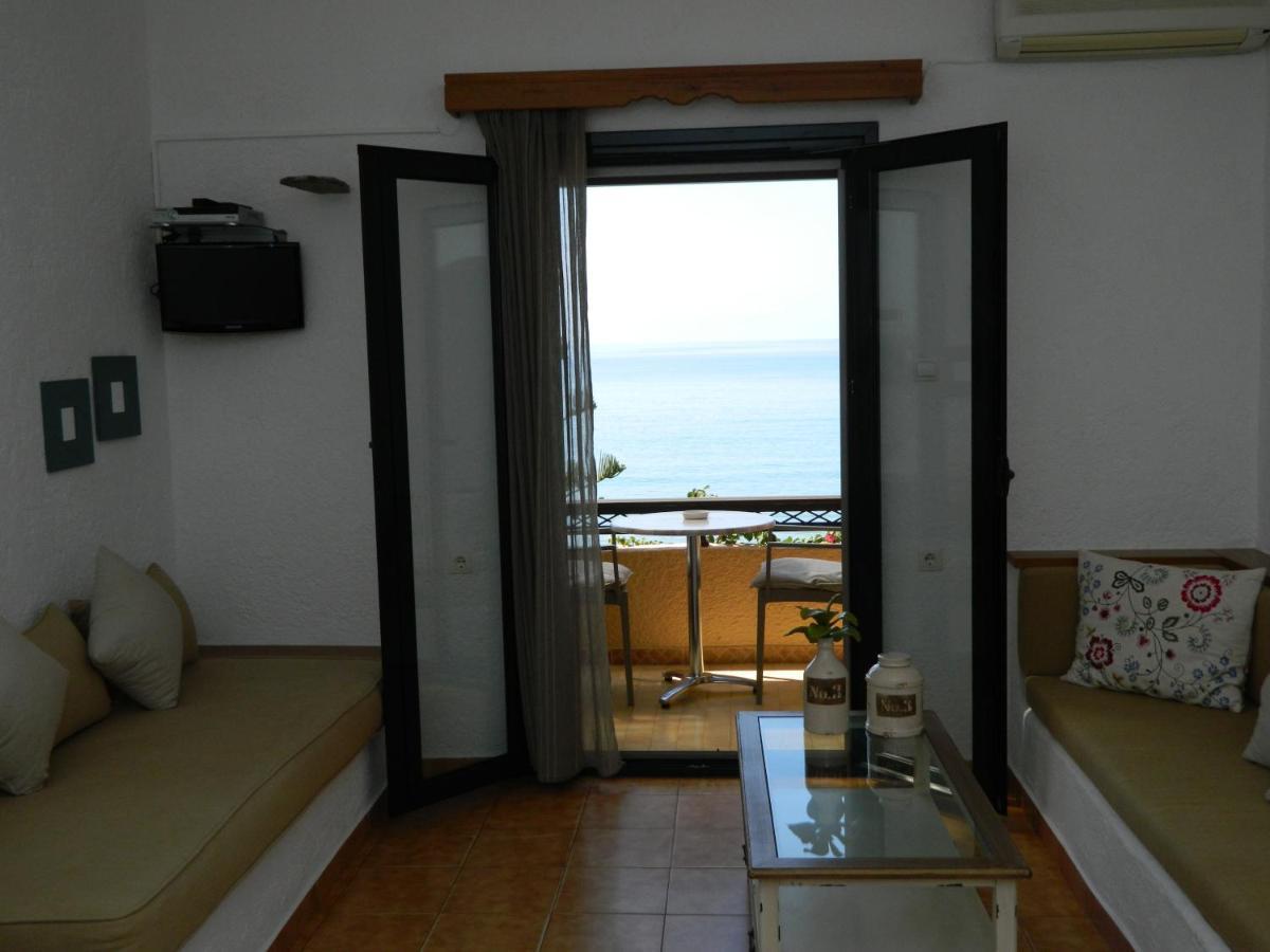 Villa Plori Makrýgialos Quarto foto